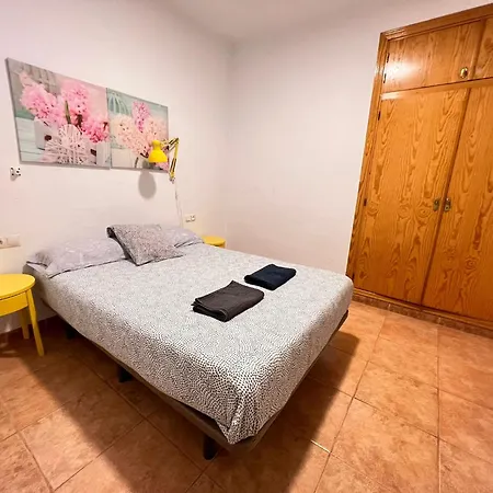 S2 Plaza Merced Parking Gratis Historic Center * マラガ
